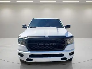 Ram 1500 2022 4x4 Big Horn 4 puertas Quad Cab 6.4 pies SB Pickup