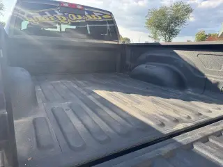 Ram 1500 Classic 2019 4x4 Lone Star Silver Cabina Crew Cab de 4 puertas y caja corta de 6.3 pies