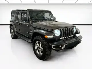 Jeep Wrangler Unlimited 2018 4x4 Sahara 4 puertas SUV (lanzamiento de mitad de año)