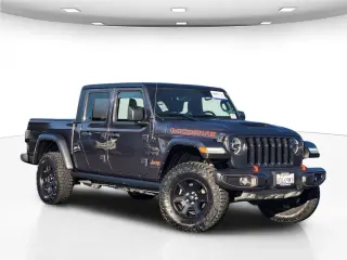 Jeep Gladiator 2022 4x4 Mojave 4 puertas Crew Cab 5.0 pies SB