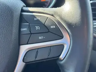 Jeep Grand Cherokee 2018 4x4 Laredo 4p SUV