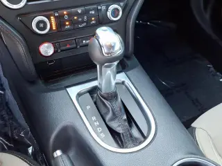 Ford Mustang 2022 EcoBoost 2d Fastback