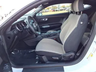 Ford Mustang 2022 EcoBoost 2d Fastback