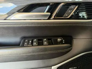 Jeep Wagoneer 2022 4x4 Serie II 4p SUV