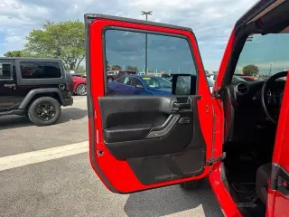 Jeep Wrangler Unlimited 2017 4x4 Sport S 4dr SUV