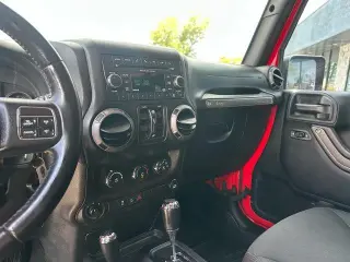 Jeep Wrangler Unlimited 2017 4x4 Sport S 4dr SUV