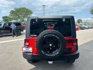 Jeep Wrangler Unlimited 2017 4x4 Sport S 4dr SUV