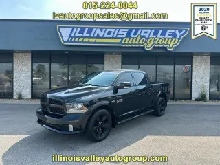 Ram 1500 2016 4x4 Deportivo 4dr Cabina de Crew 5.5 ft. SB Pickup