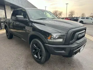 Ram 1500 Classic 2024 4x4 SLT 4dr Crew Cab 5.5 ft. SB Pickup