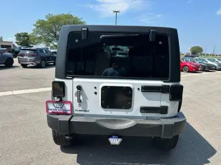 Jeep Wrangler JK Ilimitado 2018 4x4 Sport 4p SUV