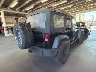 Jeep Wrangler Unlimited 2015 4x4 Sport 4p SUV