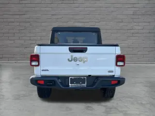 Jeep Gladiator 2023 4x4 Overland 4dr Crew Cab 5.0 ft. SB