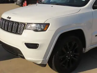 Jeep Grand Cherokee 2018 4x4 Laredo 4dr SUV
