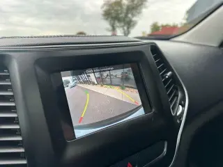 Jeep Cherokee 2019 4x4 Altitude 4p SUV