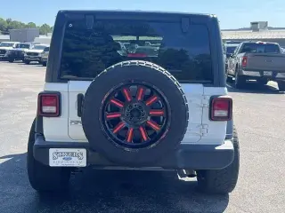 Jeep Wrangler Unlimited 2021 4x4 Sport 4 puertas SUV