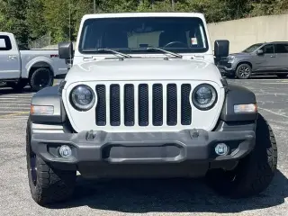Jeep Wrangler Unlimited 2021 4x4 Sport 4 puertas SUV