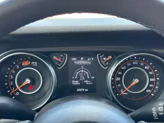 Jeep Wrangler 2023 4x4 Sport 4p SUV