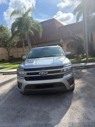Ford Expedition 2023 4x2 XLT 4dr SUV