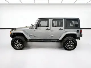 Jeep Wrangler Unlimited 2016 4x4 Sahara 4p SUV