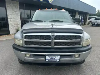 Dodge Ram 2500 1998 4dr ST 4WD Extended Cab LB