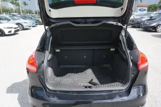 Ford Focus 2018 SE 4dr Hatchback