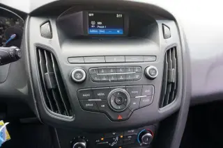 Ford Focus 2018 SE 4dr Hatchback