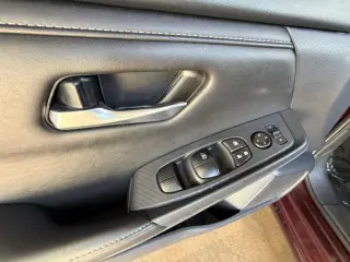 Nissan Sentra 2025 SV 4dr Sedán