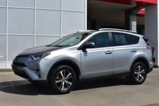 Toyota RAV4 2016 XLE 4dr SUV