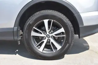 Toyota RAV4 2016 XLE 4dr SUV