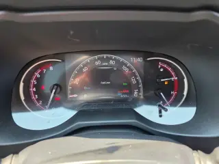 Toyota RAV4 2023 XLE Premium SUV 4p.