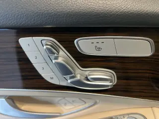 Mercedes-Benz GLC 2019 GLC 300 4dr SUV