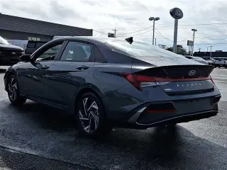 Hyundai ELANTRA 2025 SEL Sport Sedán 4p.