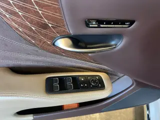 Lexus LS 500 2018 4x4 4p Sedan