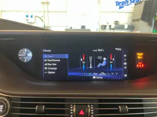 Lexus LS 500 2018 4x4 4p Sedan