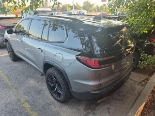 GMC Acadia 2025 4x4 AT4 4p SUV