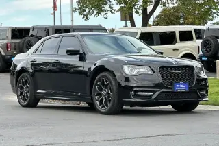 Chrysler 300 2021 AWD Touring 4dr Sedan