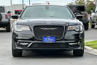 Chrysler 300 2021 AWD Touring 4dr Sedan