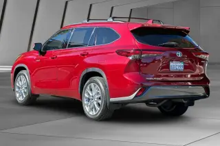 Toyota Highlander Hybrid 2021 AWD Limited 4p SV