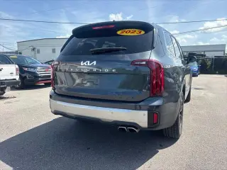 Kia Telluride 2023 AWD S 4p SUV