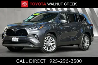 Toyota Highlander 2022 AWD Platinum 4dr SUV