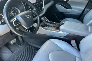 Toyota Highlander 2022 AWD Platinum 4dr SUV