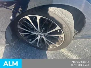 Toyota Camry 2018 SE 4p Sedan