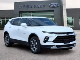Chevrolet Blazer 2025 AWD LT 4dr SUV con paquete 2LT