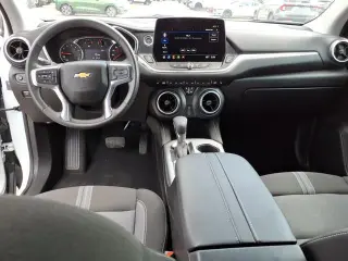 Chevrolet Blazer 2025 AWD LT 4dr SUV con paquete 2LT