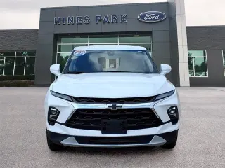 Chevrolet Blazer 2025 AWD LT 4dr SUV con paquete 2LT