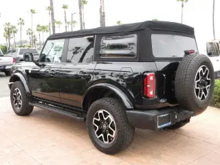Ford Bronco 2022 4x4 Big Bend 4dr SUV
