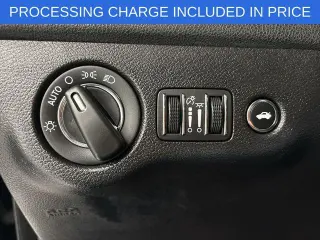 Chrysler 300 2020 Touring 4dr Sedan