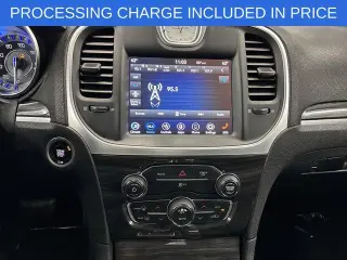Chrysler 300 2020 Touring 4dr Sedan