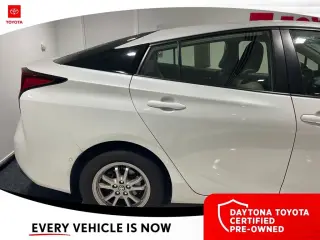 Toyota Prius 2022 LE 4dr Hatchback