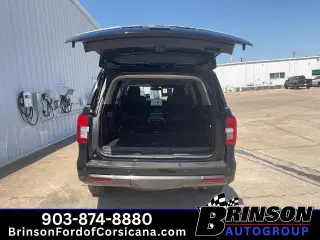 Ford Expedition 2022 4x2 XLT 4dr SUV